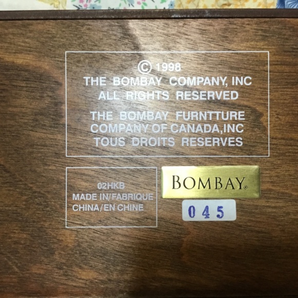 The Bombay Company Wine Bottle Gift Box - Picture 3 of 7